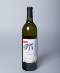 Vino blanco semiseco Remo